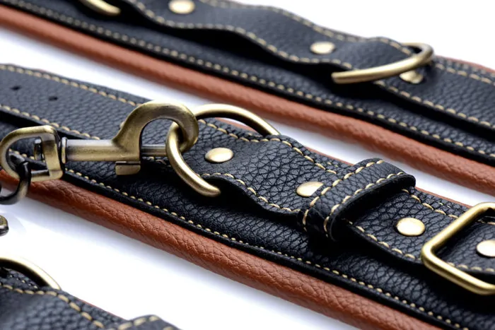 Couples Master Series Coax Collar to Wrist Restraints